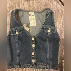 LELIS COLLECTION Cropped Jean Vest Dark Wash